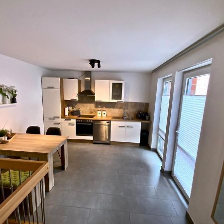 Maisonette-Apartment-Mit Glassfaseranschluss Bruggen  Exteriör bild