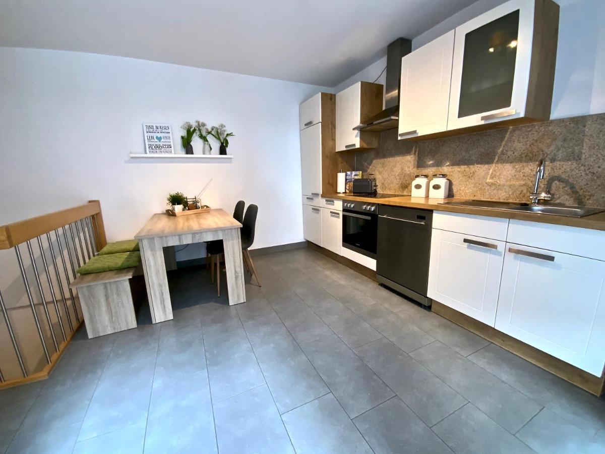 Maisonette-Apartment-Mit Glassfaseranschluss Bruggen  Exteriör bild